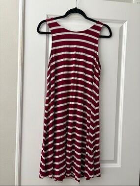 Old Navy Burgundy & White Striped Sleeveless Swing Dress Size L